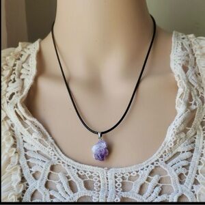 🛍️BUNDLE ONLY ITEM🛍️ Raw amethyst necklace